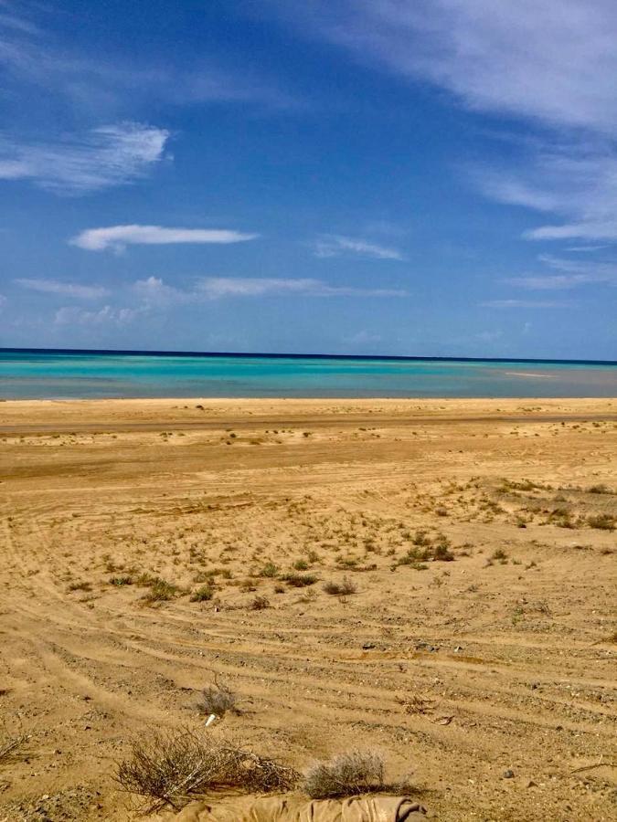 Royal Tours Permanent Camp Hotel Umm Lajj Bagian luar foto